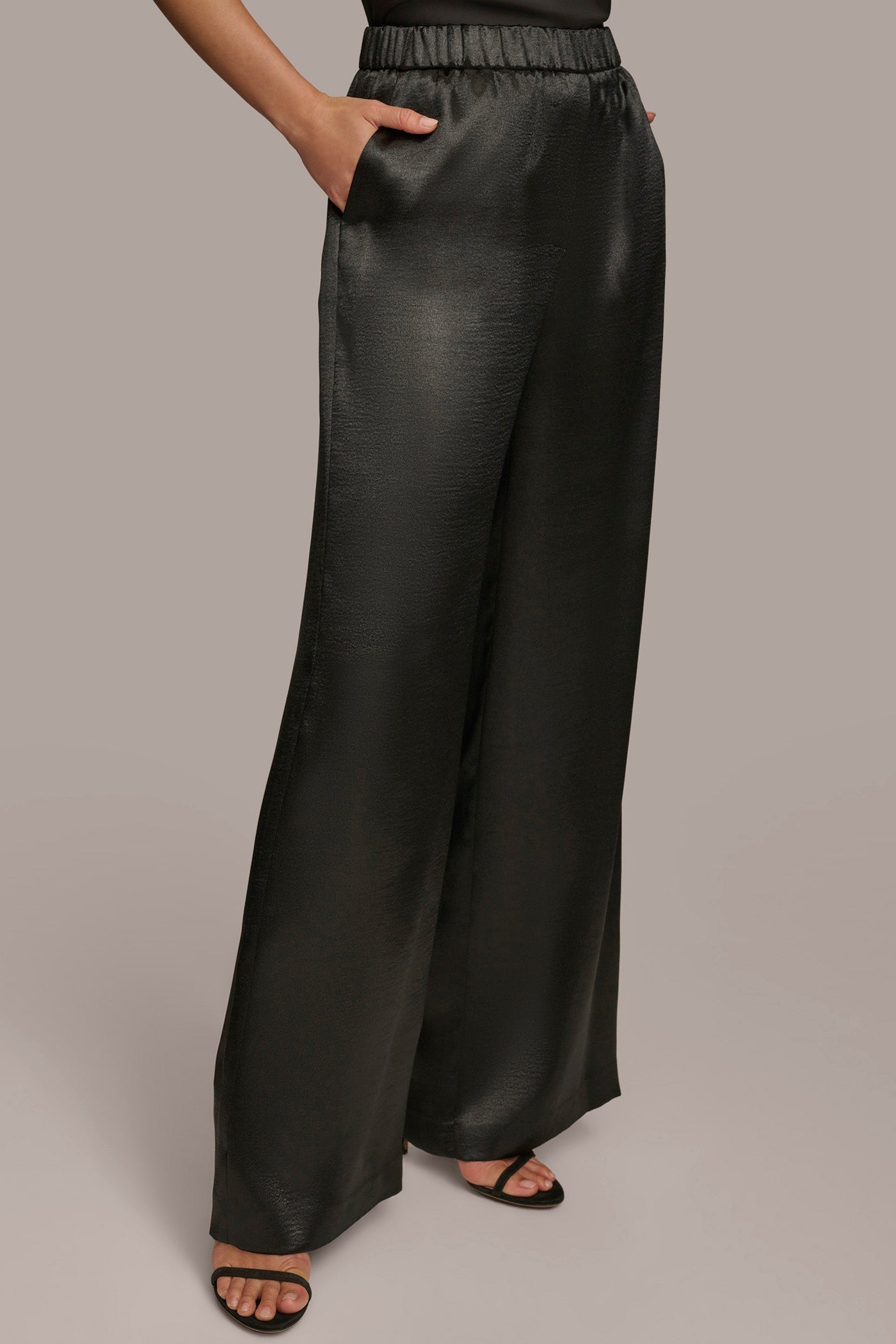 PULL-ON WIDE LEG TROUSER