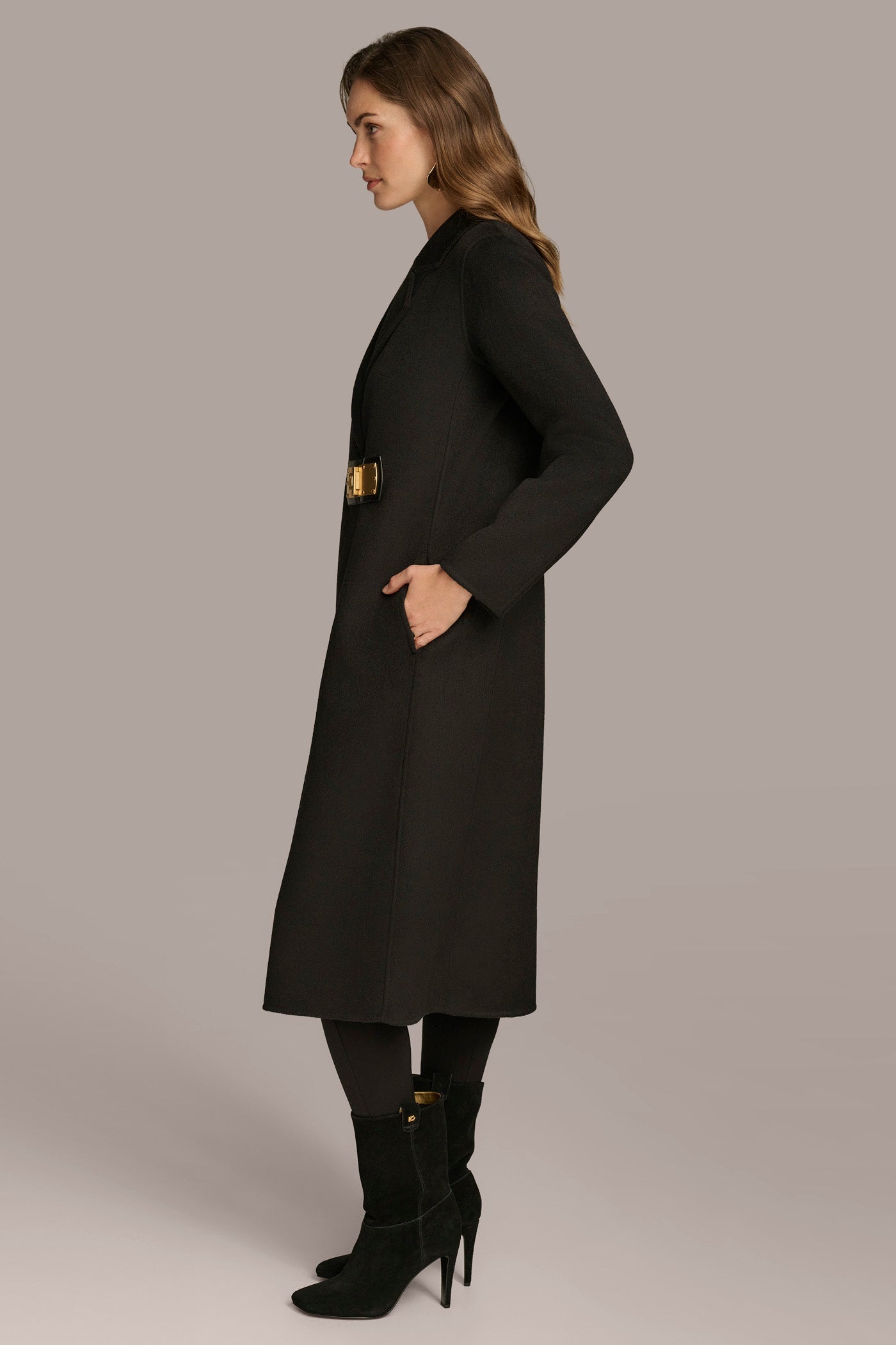 TAILORED COAT WITH BRUSHED HARDWARE DETAIL