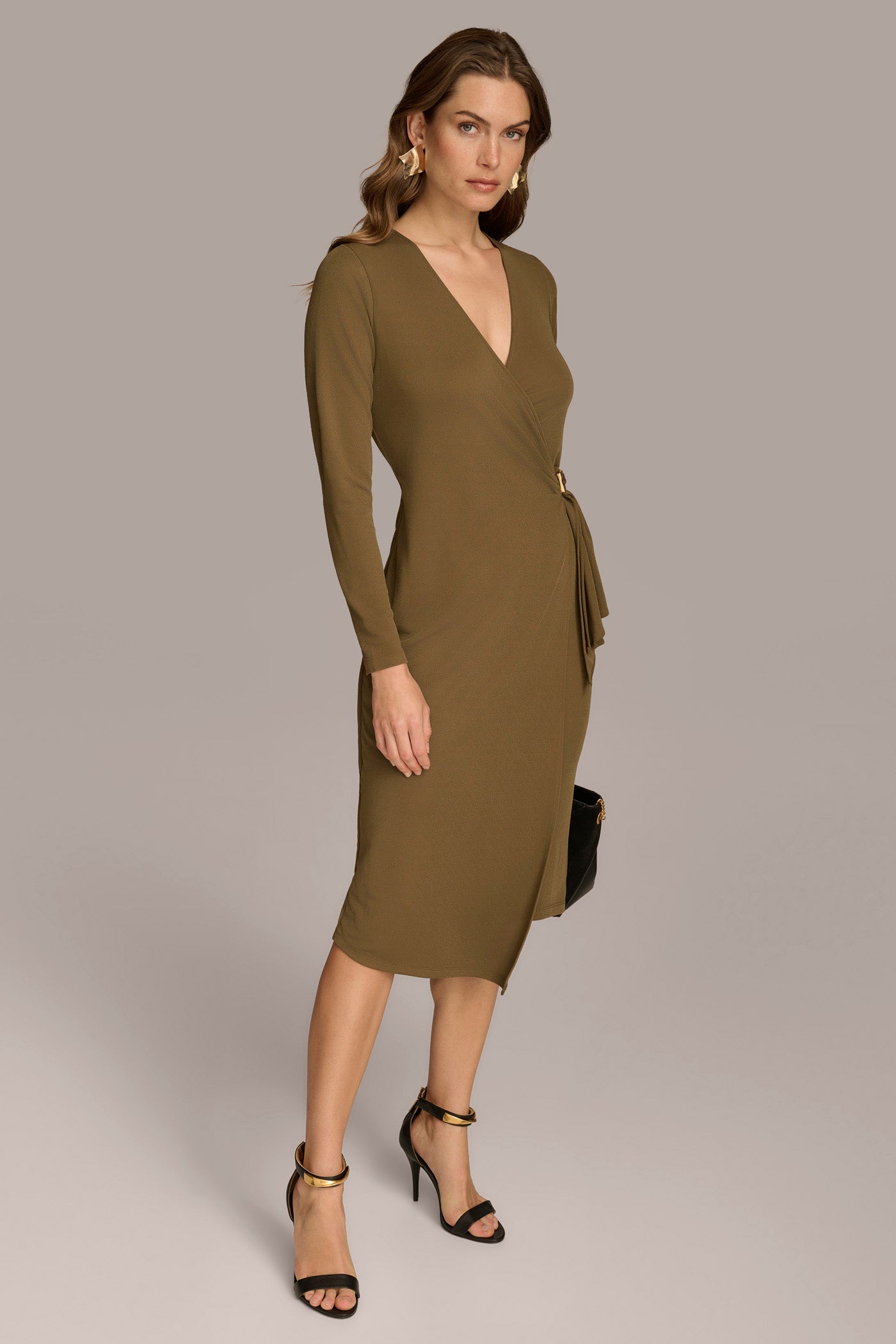 V NECK WRAP DRESS WITH HARDWARE