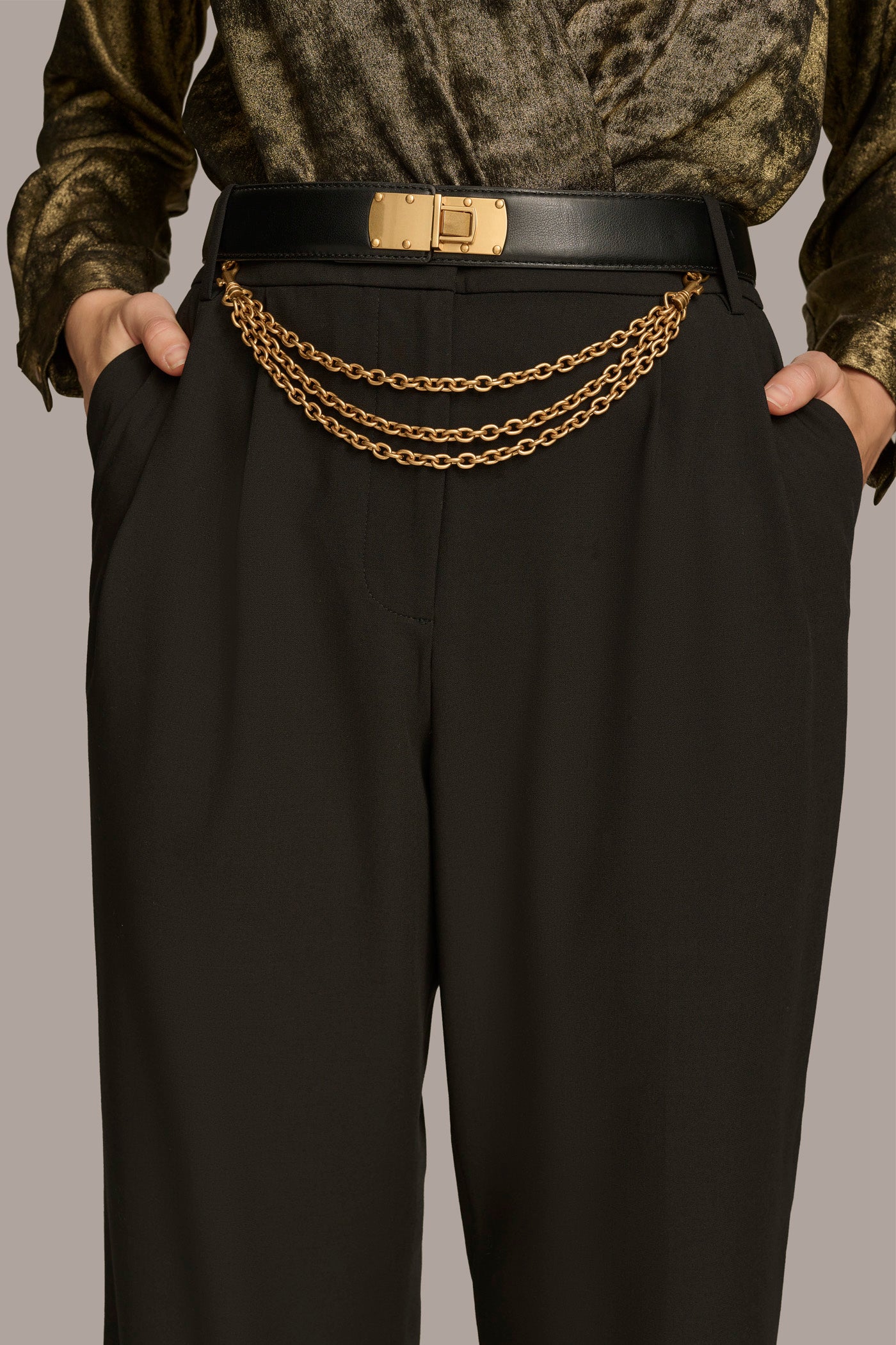 WIDE LEG TROUSER WITH CHAIN BELT