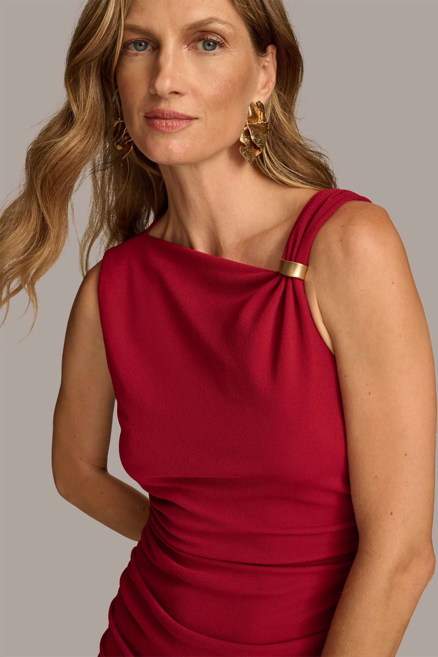 DRESS WITH SHOULDER HARDWARE