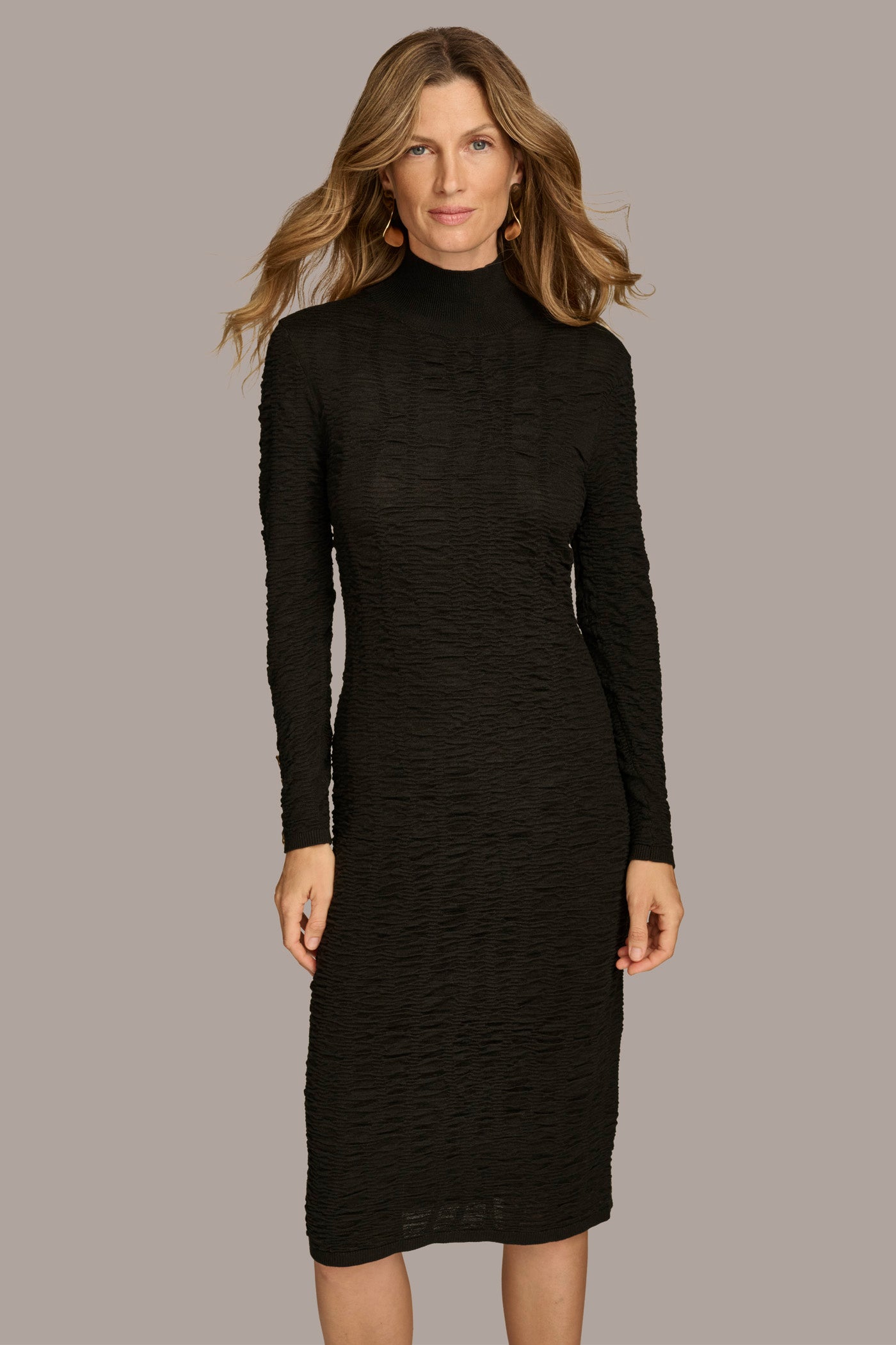 TURTLE NECK MAXI DRESS