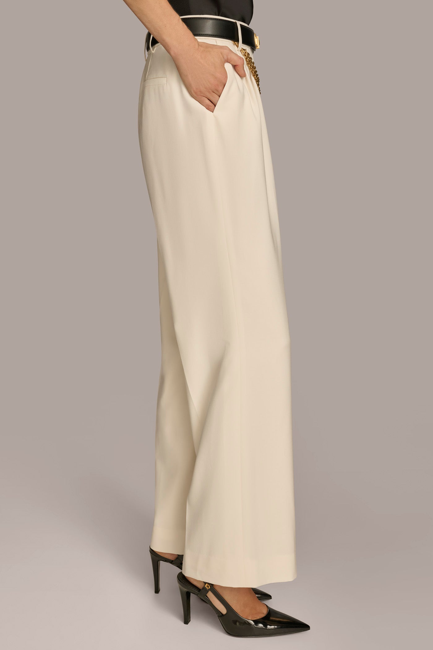 WIDE LEG TROUSER WITH CHAIN BELT