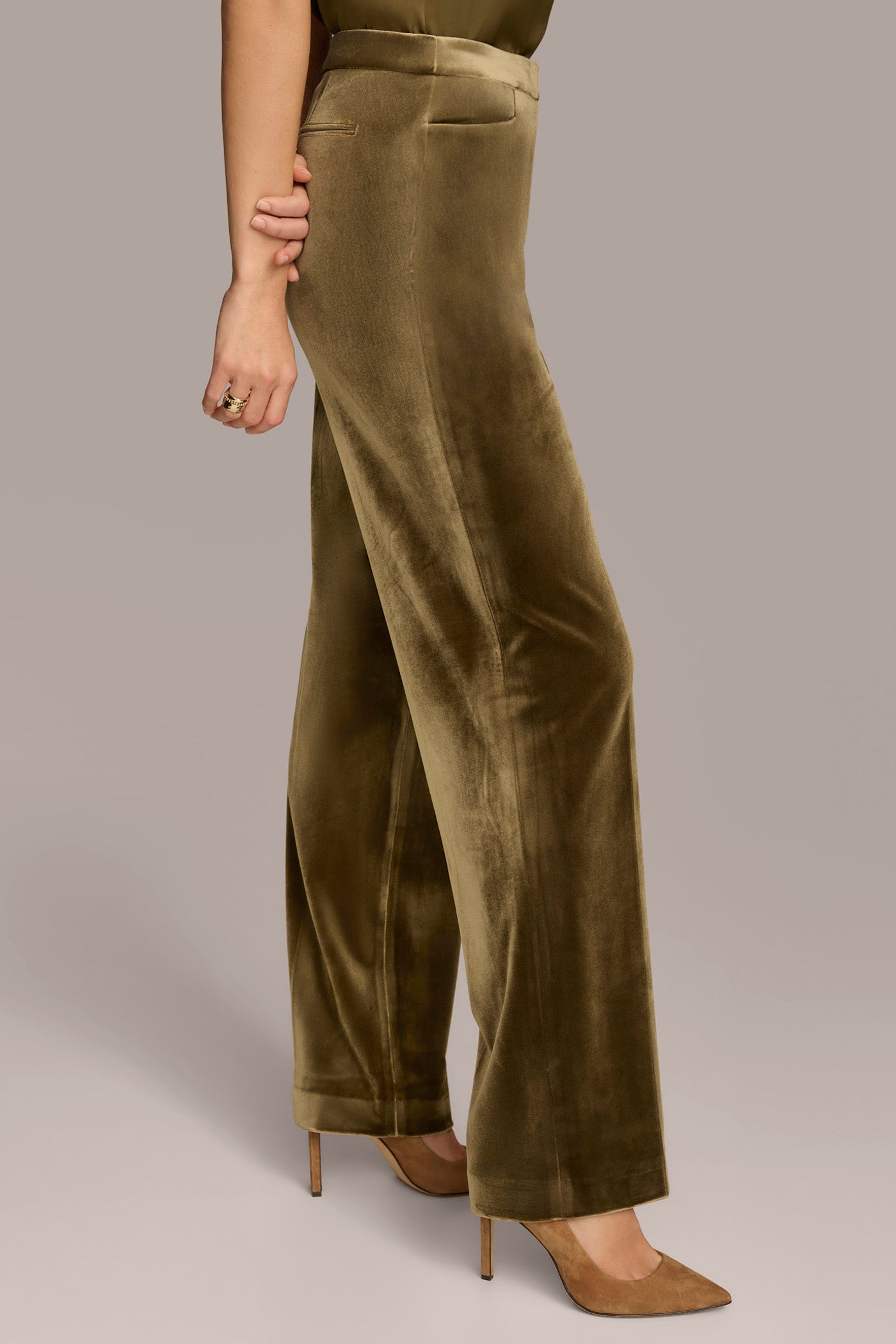 VELVET STRAIGHT LEG PANT