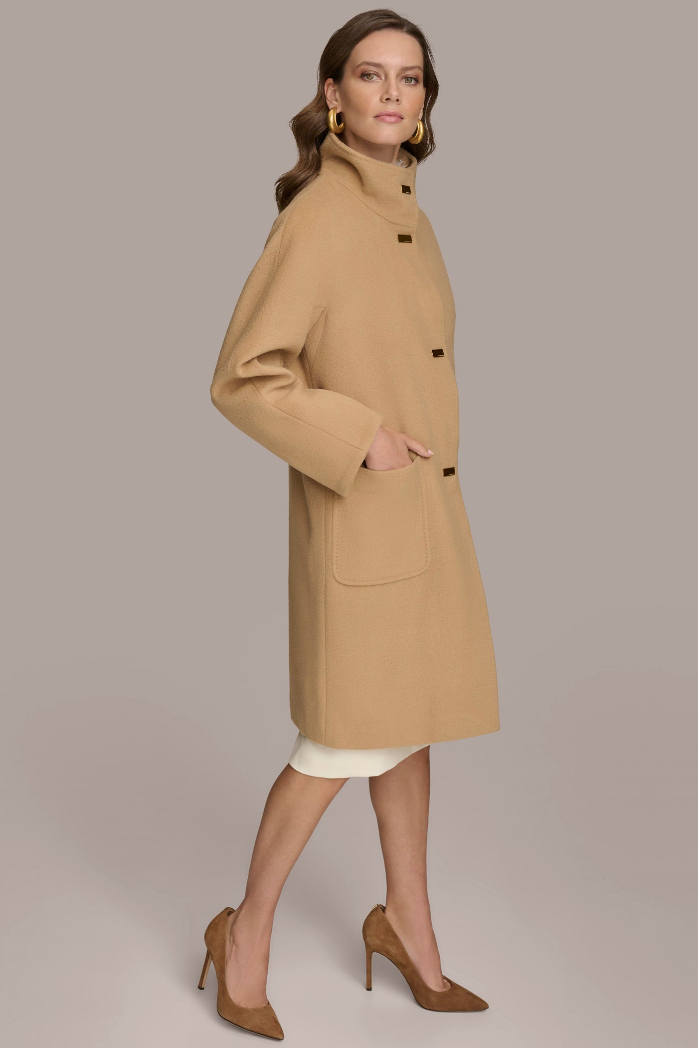 FUNNEL NECK COAT