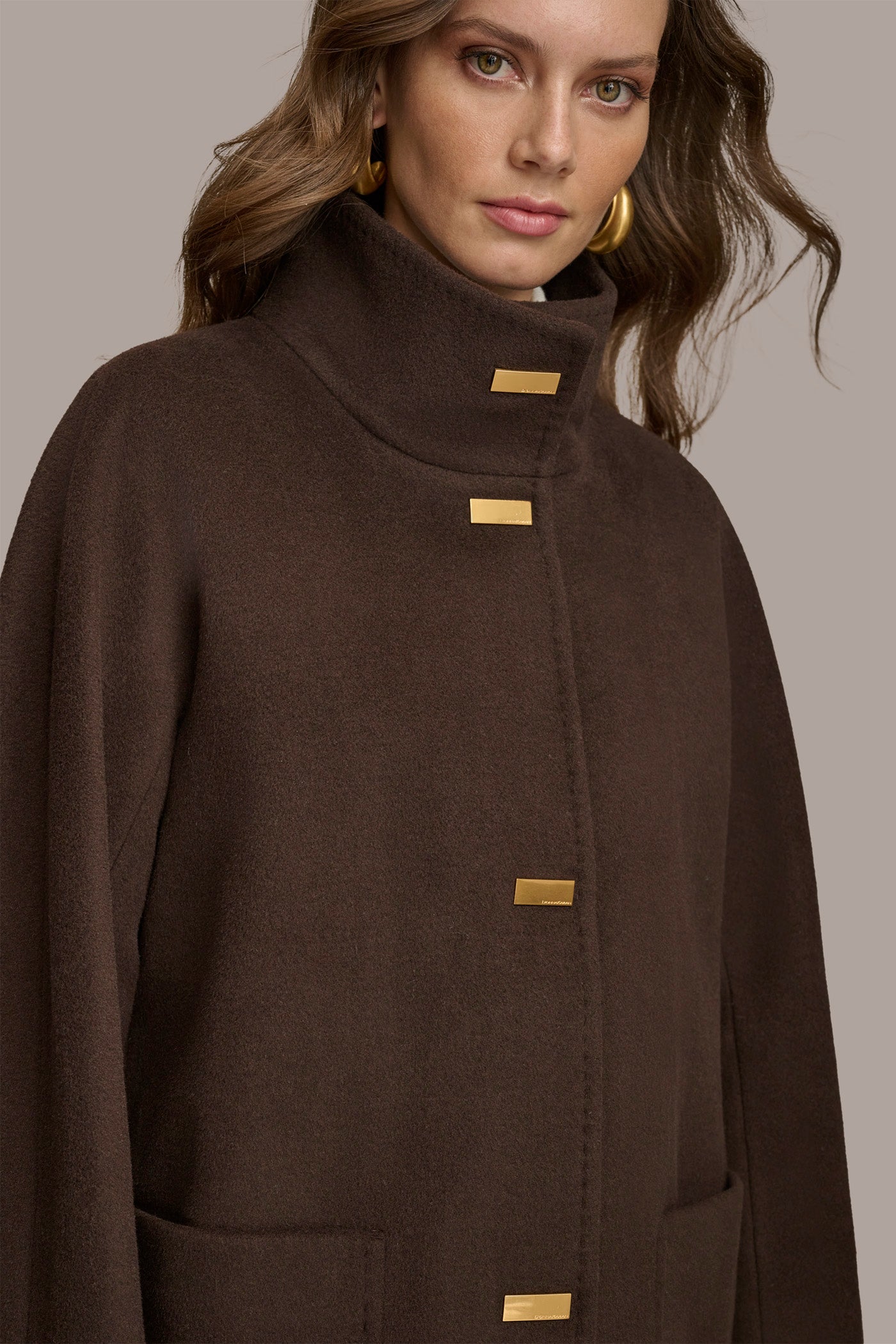 FUNNEL NECK COAT