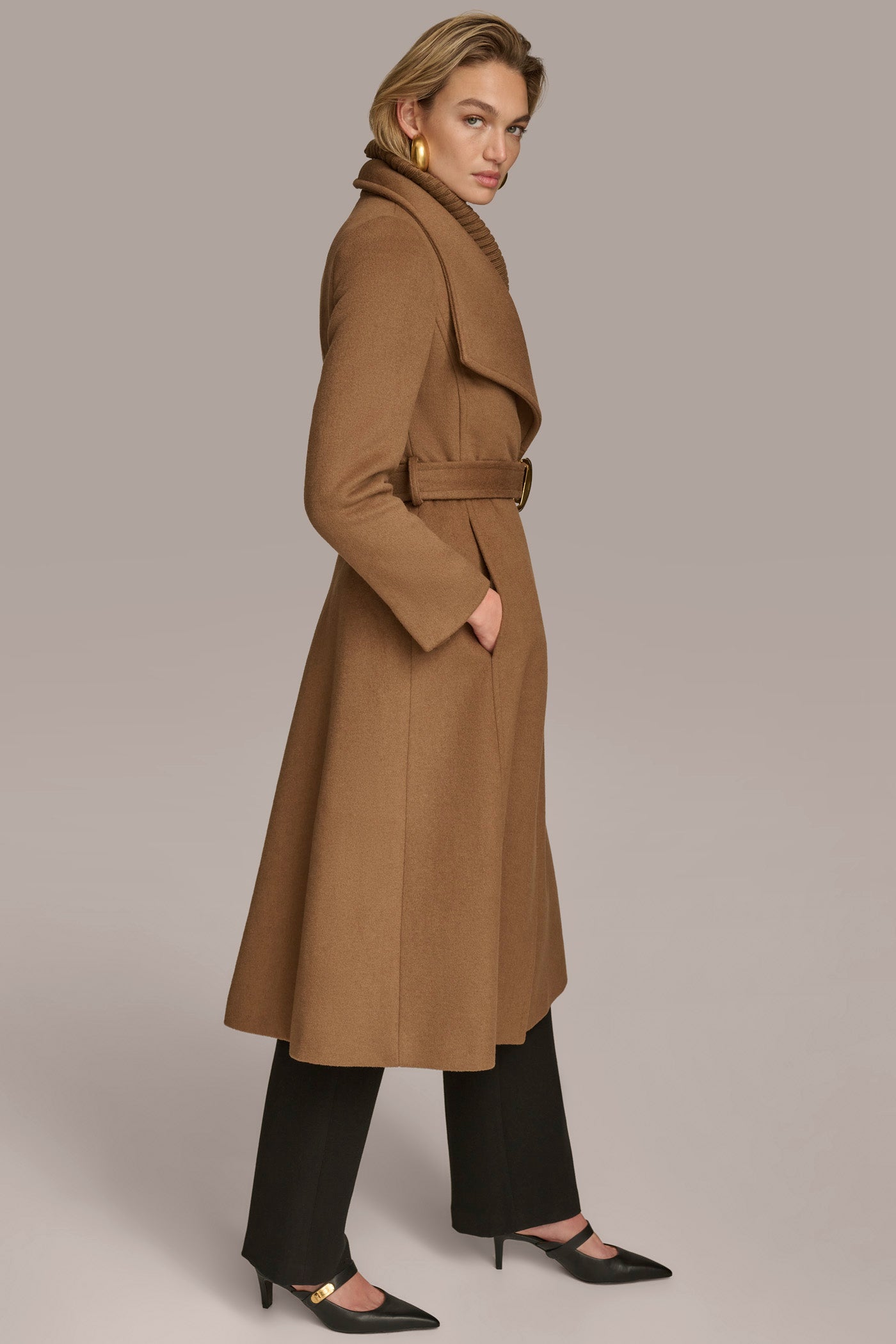 WOOL COAT