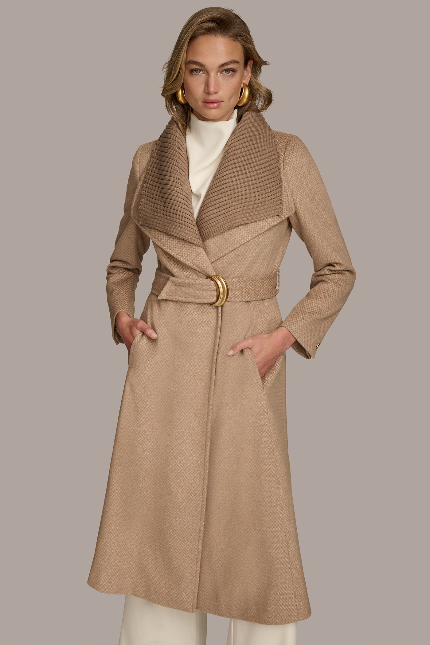 WOOL COAT