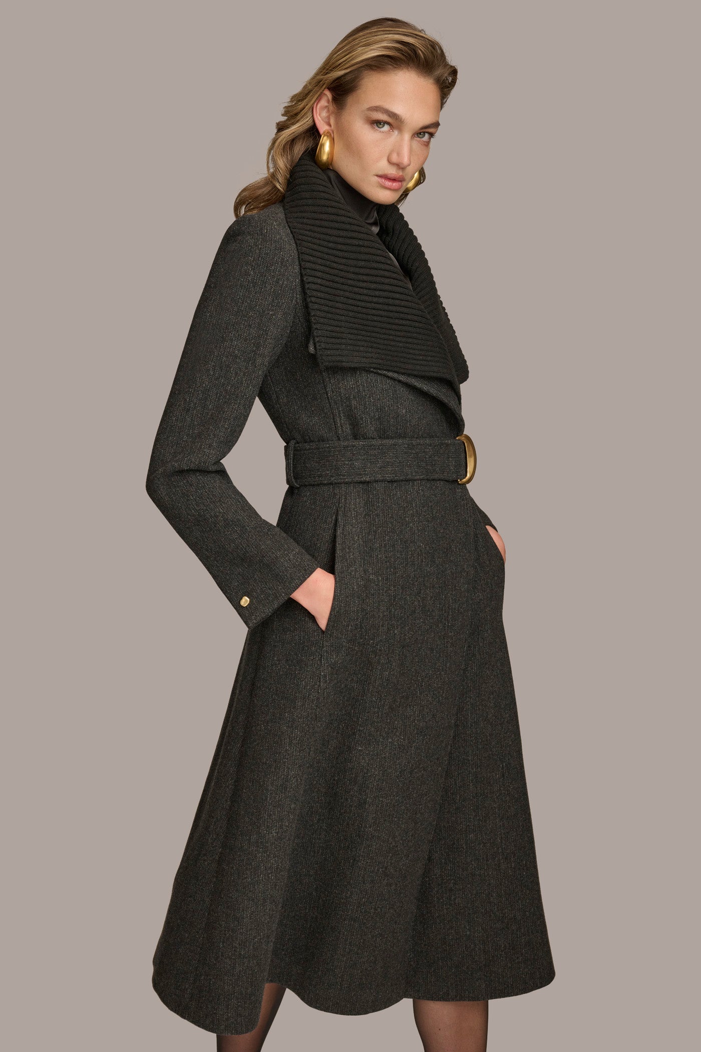 WOOL COAT